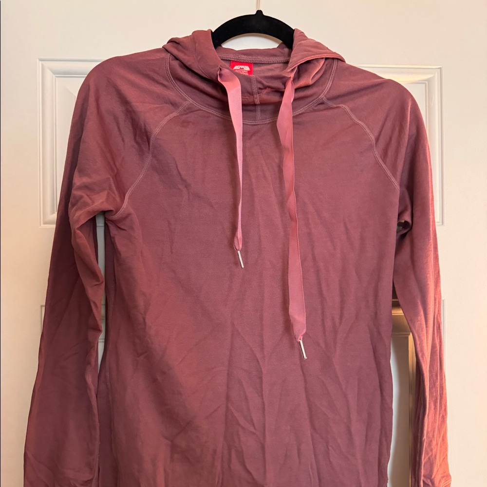EMS athletic pullover